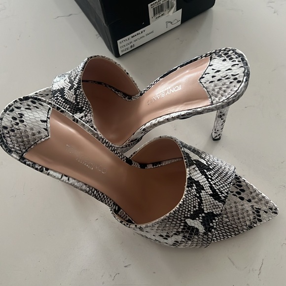 TONY BIANCO
Marley Mule In Natural Snake Leather - Picture 3 of 3